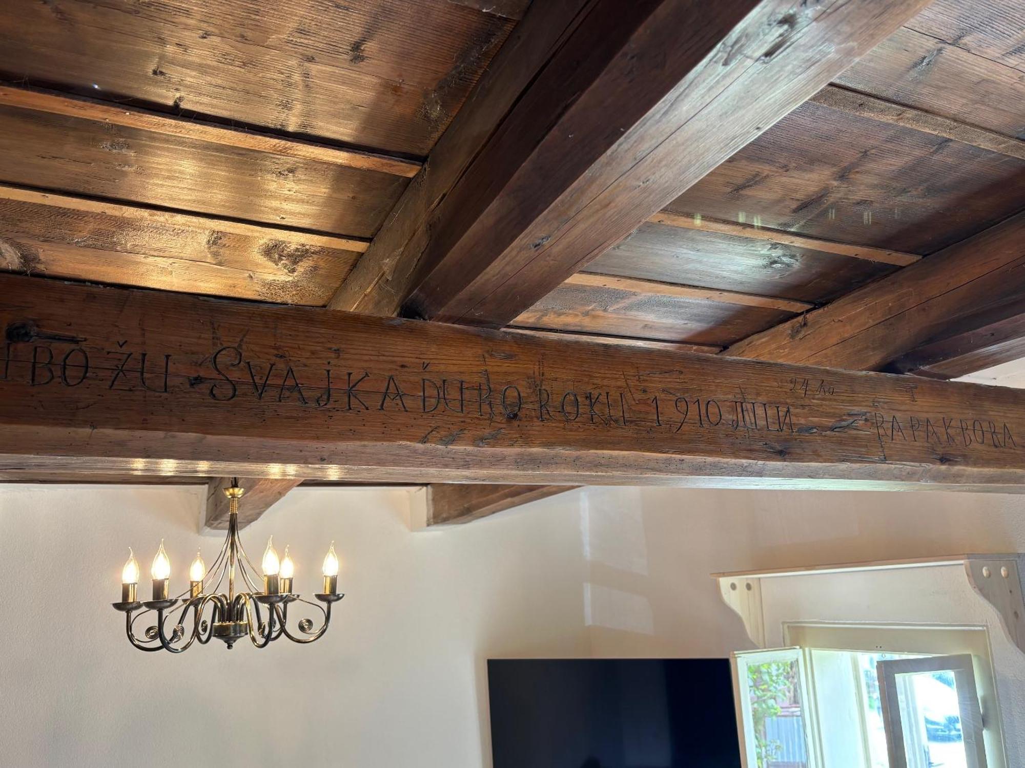 Svajkova Chyza Villa Királyhegyalja Kültér fotó